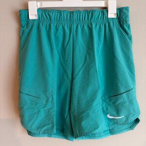 Nike DR6545-392 Mens Small Court Dri-Fit Advantage 7” Tennis Shorts Teal